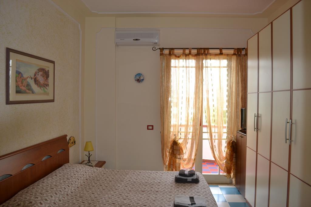 Casa Vacanze Dei Navigatori On The Sea بونتيكانيانو المظهر الخارجي الصورة